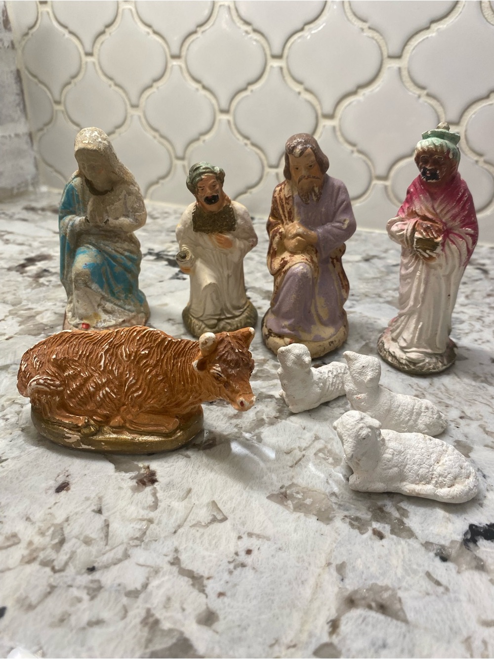 Vintage Nativity Scene Figurine Set - Multi-Color Hand-Painted